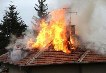Пожарный аудит и расчет рисков – обеспечение безопасности объекта, проверка после возгорания